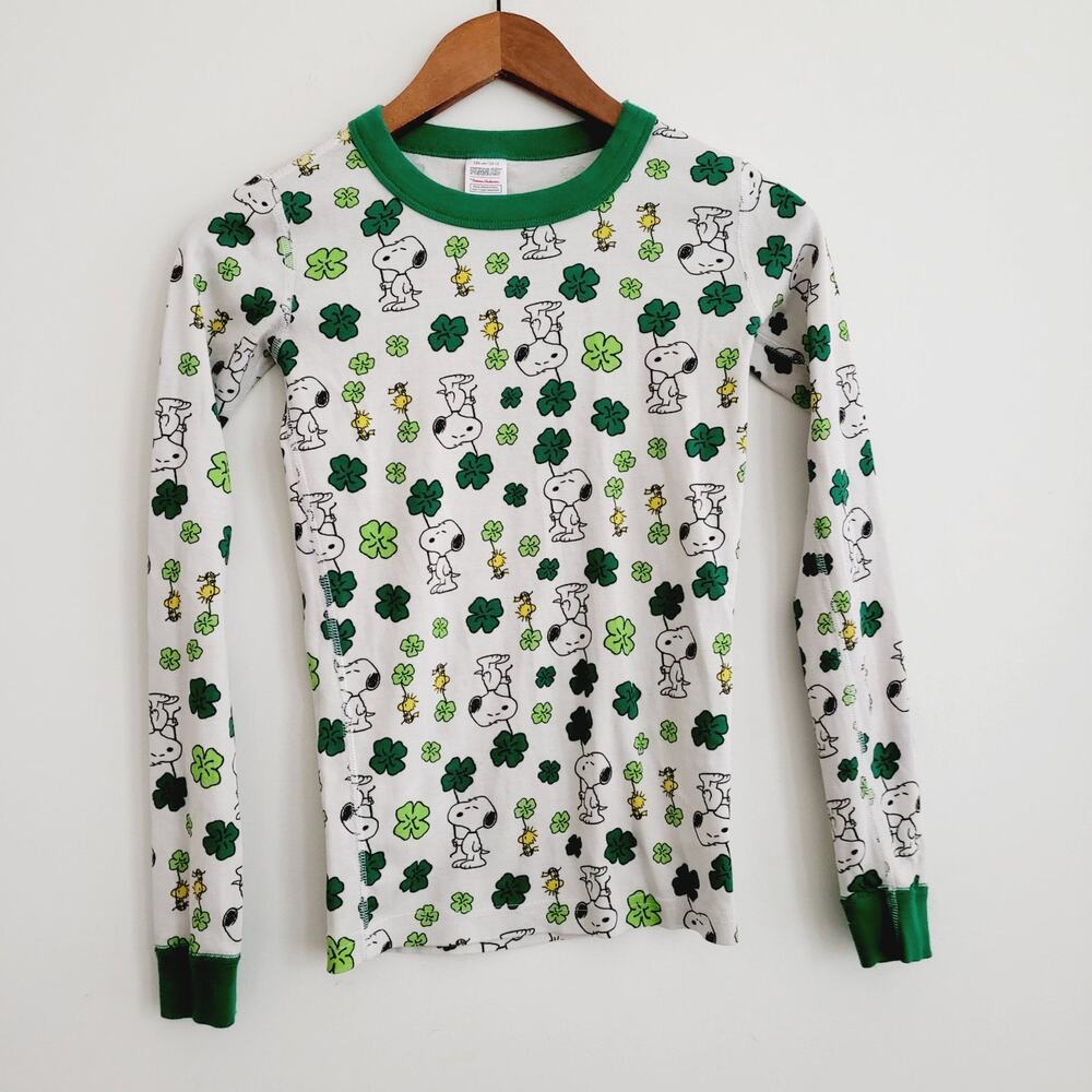 Hanna Andersson size 12 snoopy pajamas top